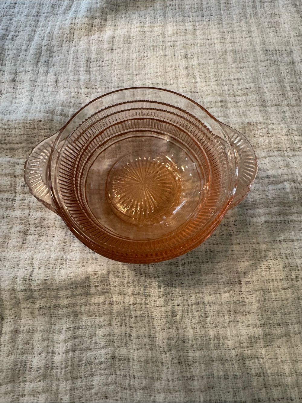 3 Anchor Hocking Coronation Pink depression glass bowl - Picture 4 of 6